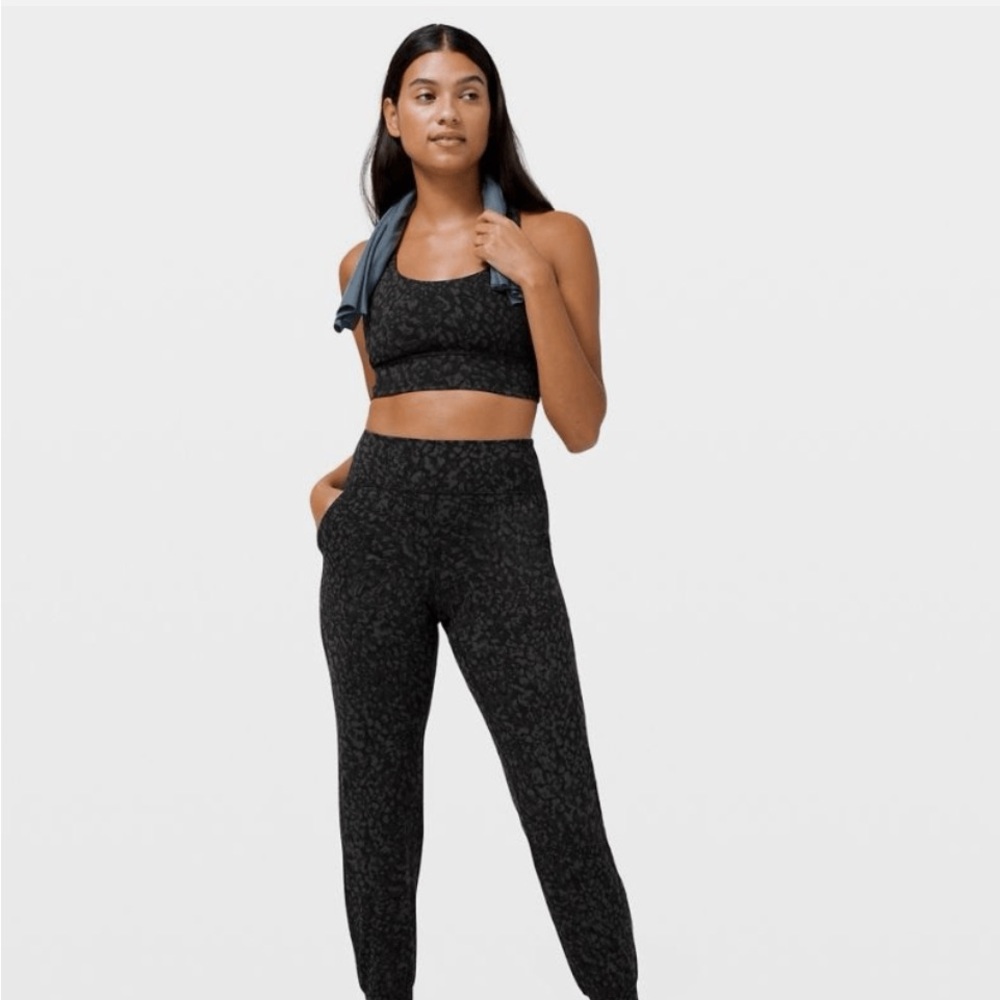 Lulu Lemon black and grey High-Waisted Jogger Track Pants